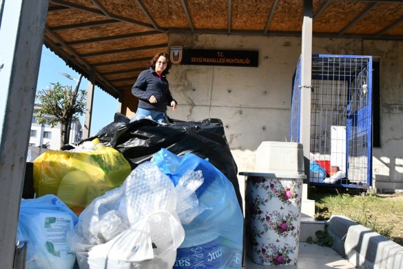 Muhtar ve mahalle sakinlerinden örnek davranış