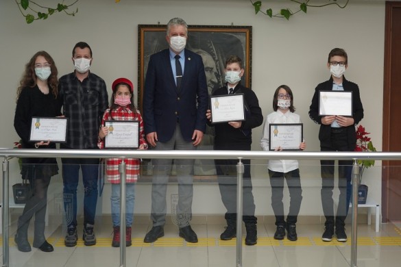 Başkan Gerenli’den Lüleburgaz’ın gururlarına plaket