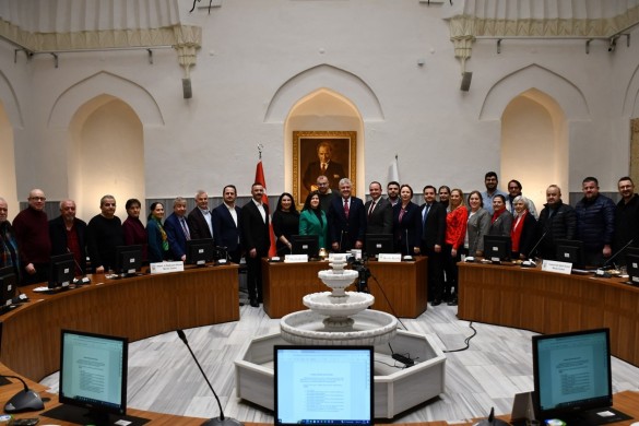 Belediye meclisinde son toplantı             