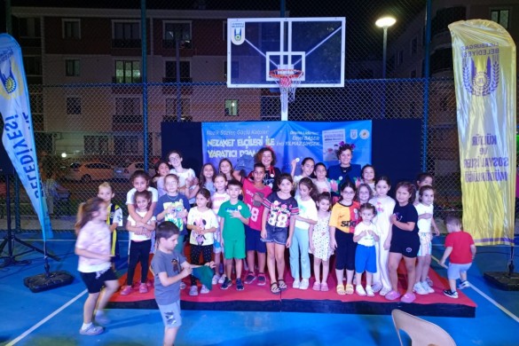 Akran nezaketi oyunlarla anlatılıyor