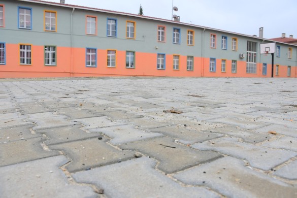 Lüleburgaz Belediyesi okullara desteğini sürdürüyor