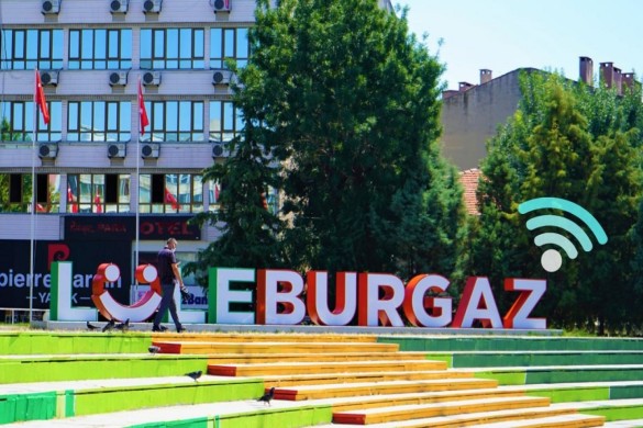 Kongre Meydanı ve tesislerde ücretsiz internet!