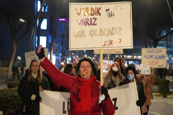 Lüleburgaz’da kadınlar meydanlara akın etti!